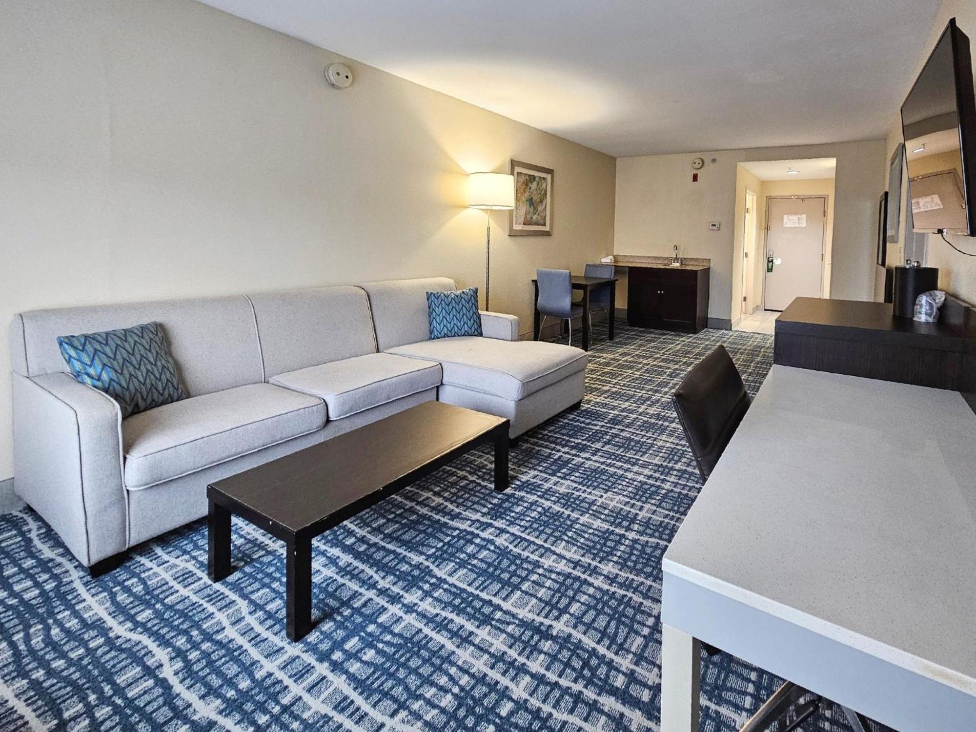 Holiday Inn - Belcamp - Aberdeen Area By Ihg Eksteriør billede